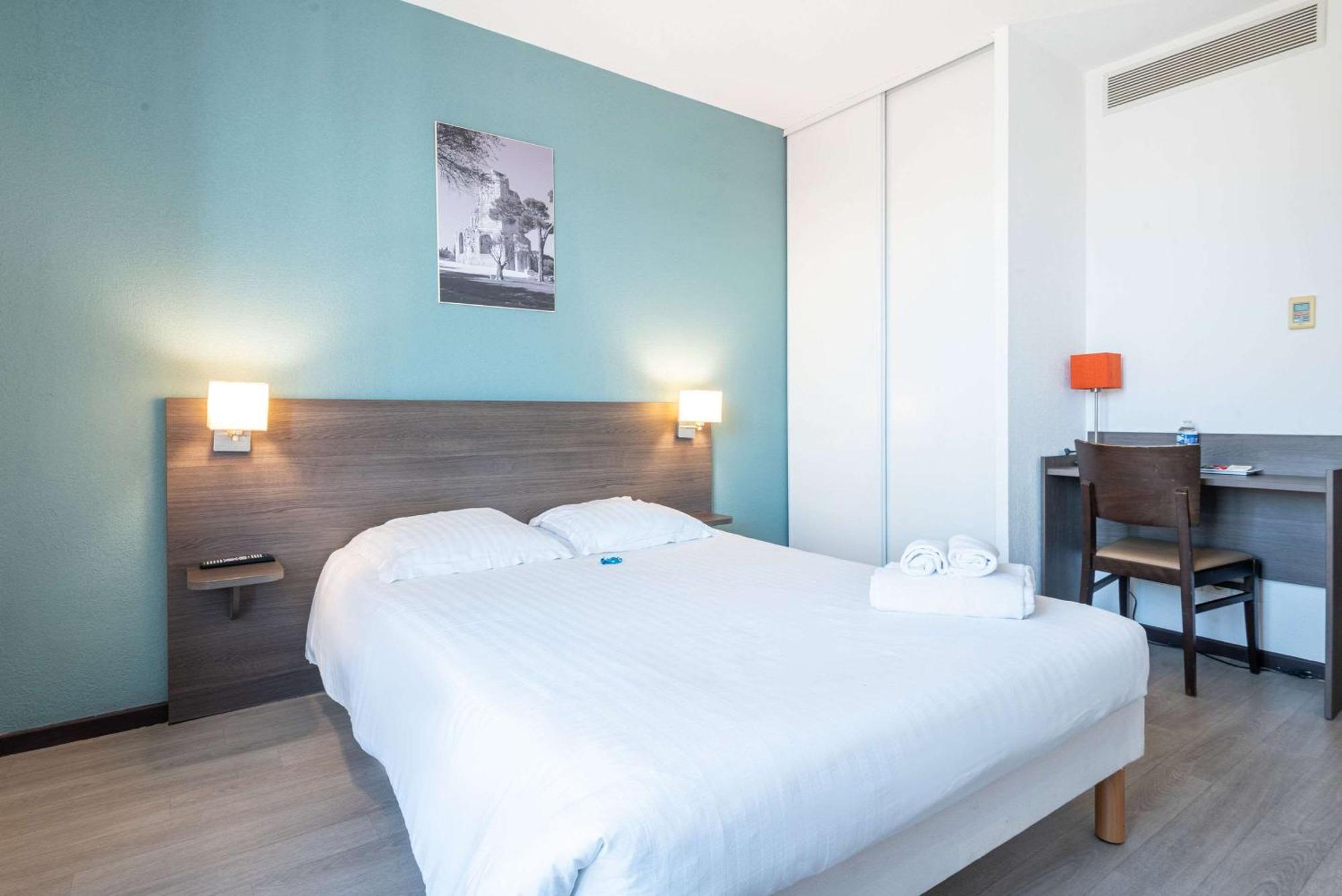 Comfort Aparthotel Nimes Centre Exterior foto