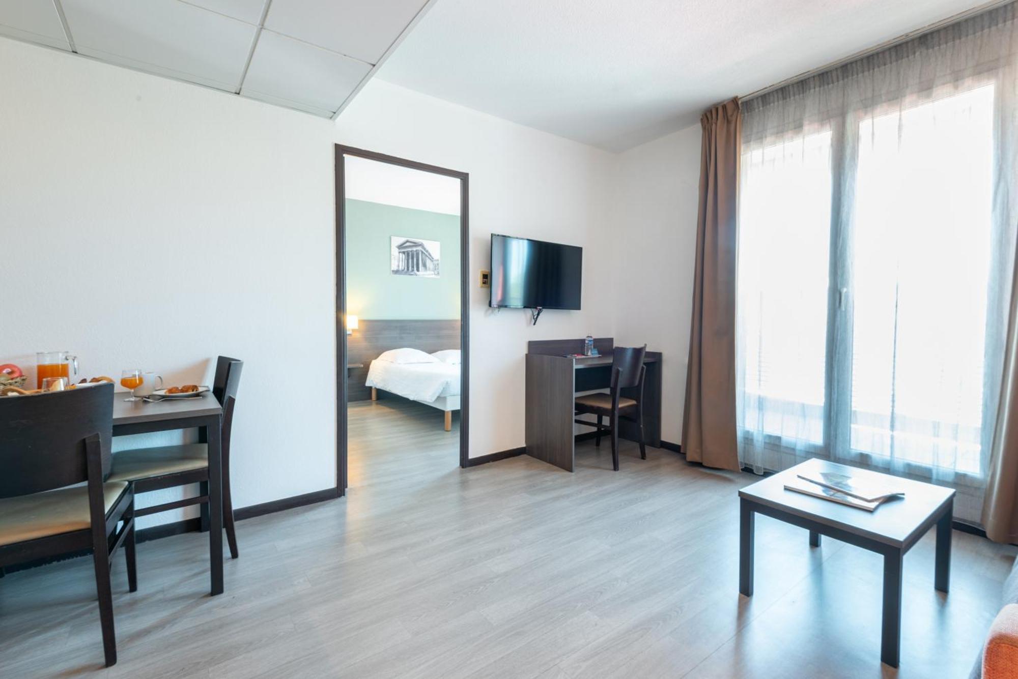 Comfort Aparthotel Nimes Centre Exterior foto