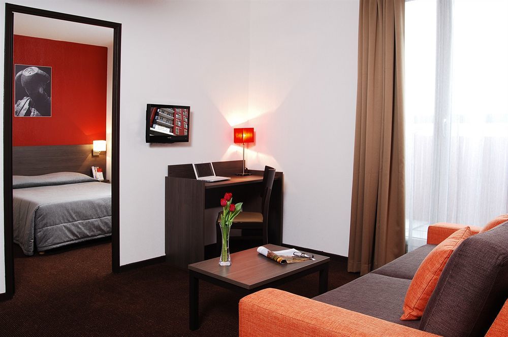 Comfort Aparthotel Nimes Centre Cameră foto